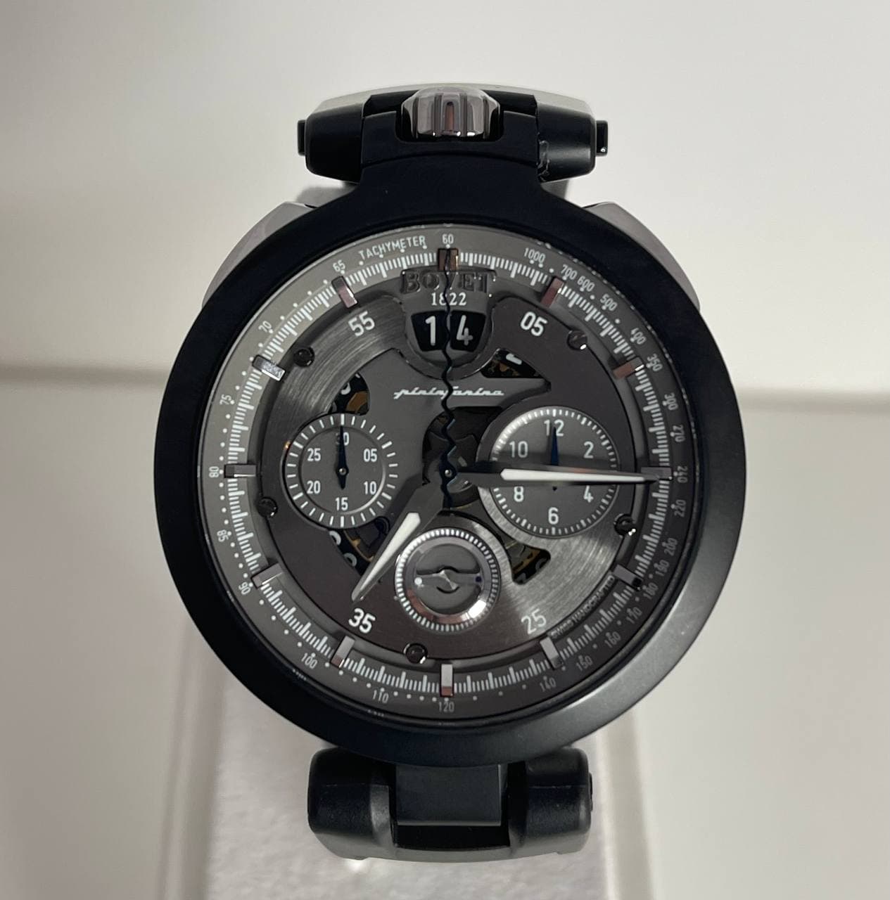 Часы Bovet Amadeo Chronograph Cambiano Pininfarina CHPIN001