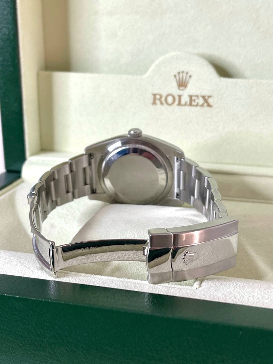 Часы Rolex Datejust Diamond Bazel 116200