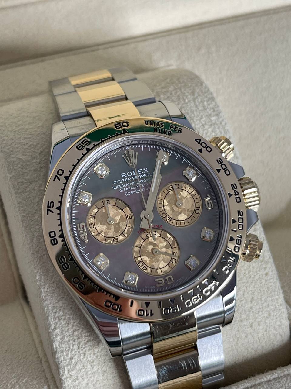 Часы Rolex Daytona Cosmograpg Oyster Steel And Yellow Gold 116503-0009
