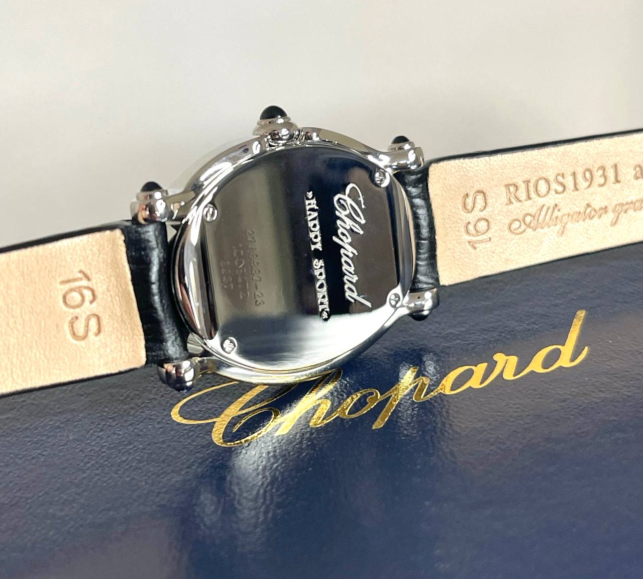 Часы Chopard Happy Sport 27/8937-23