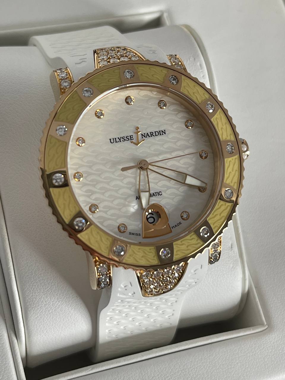 Часы Ulysse Nardin Marine Collection Lady Diver Starry Night 8106-101