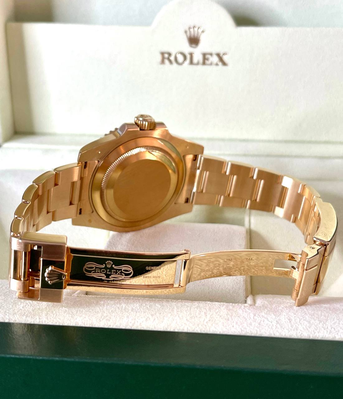 Часы Rolex Submariner Date 40 mm Yellow Gold Ceramic 116618