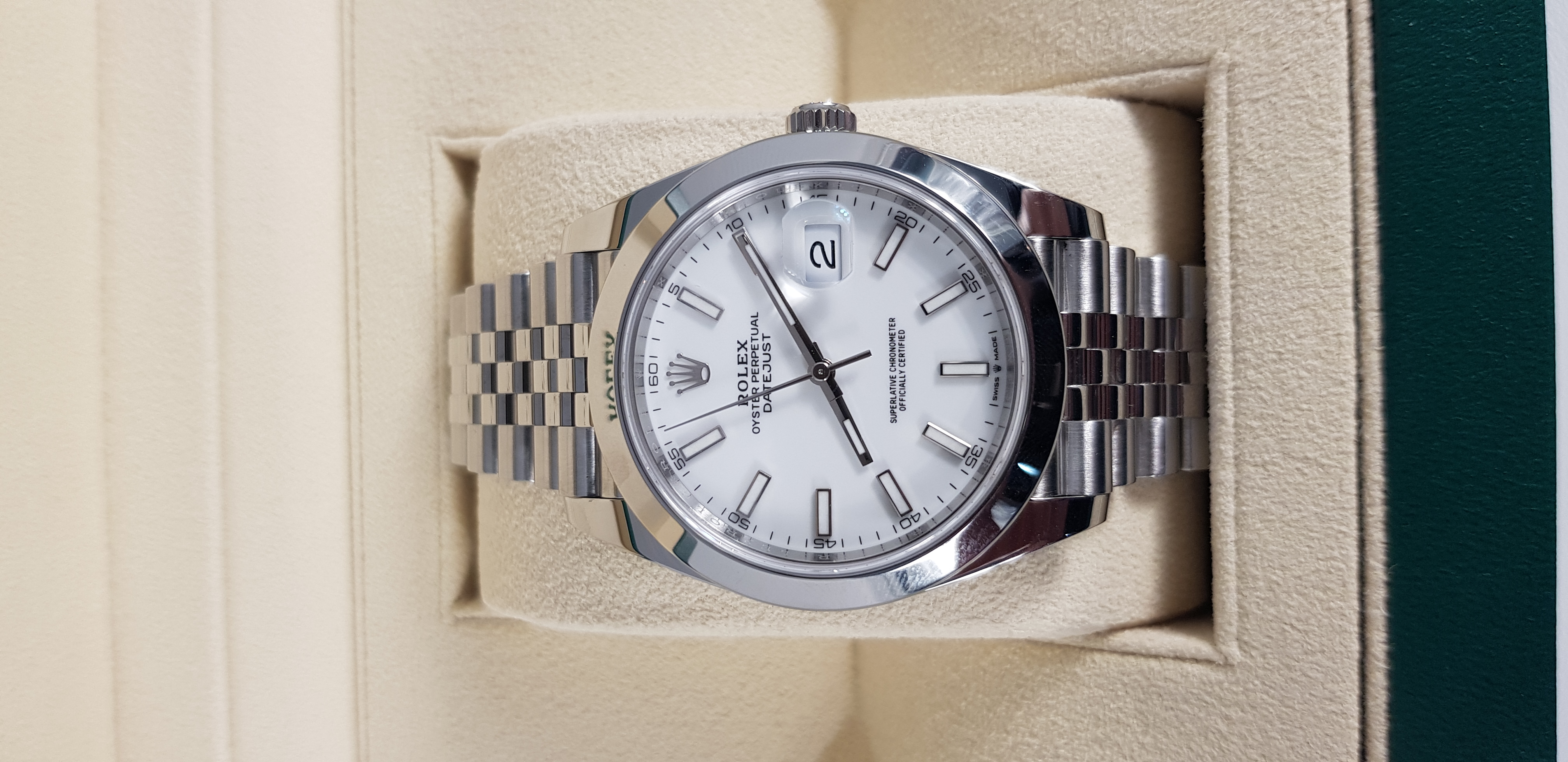 Часы Rolex Datejust 41mm Stainless Steel 126300