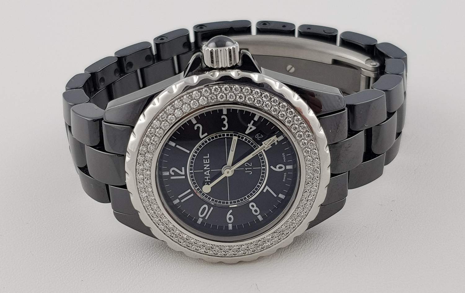 Часы CHANEL Black Dial, Diamond Bezel, Ceramic on bracelet / Quartz H0949