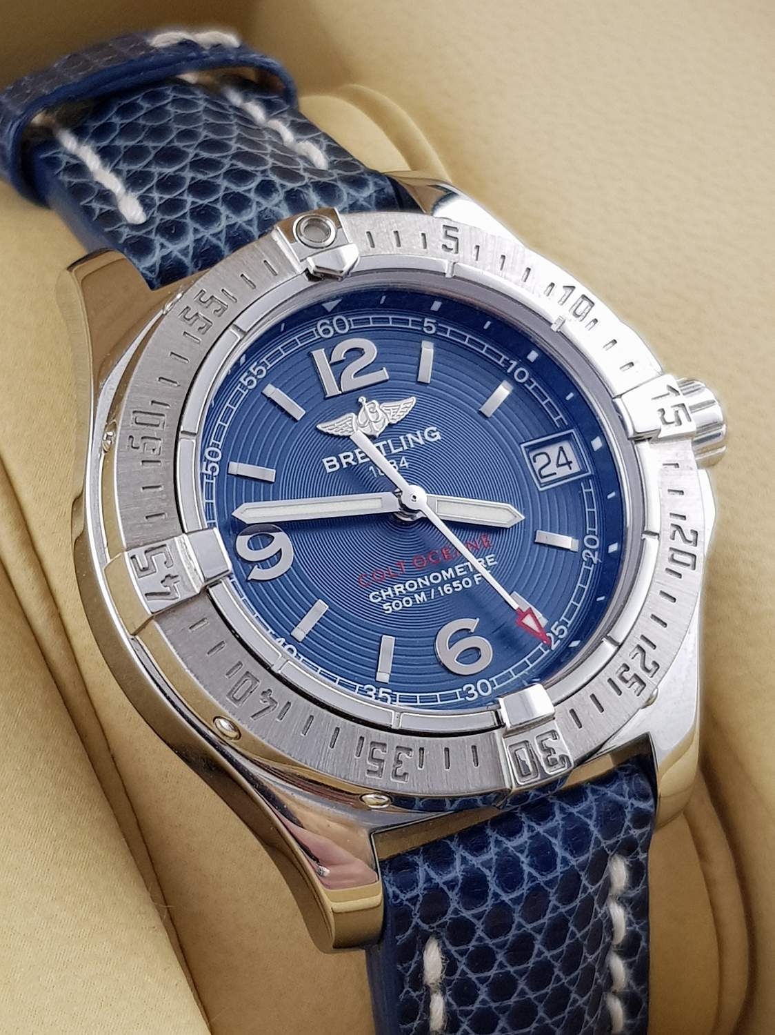 Часы Breitling Colt Oceane A77380