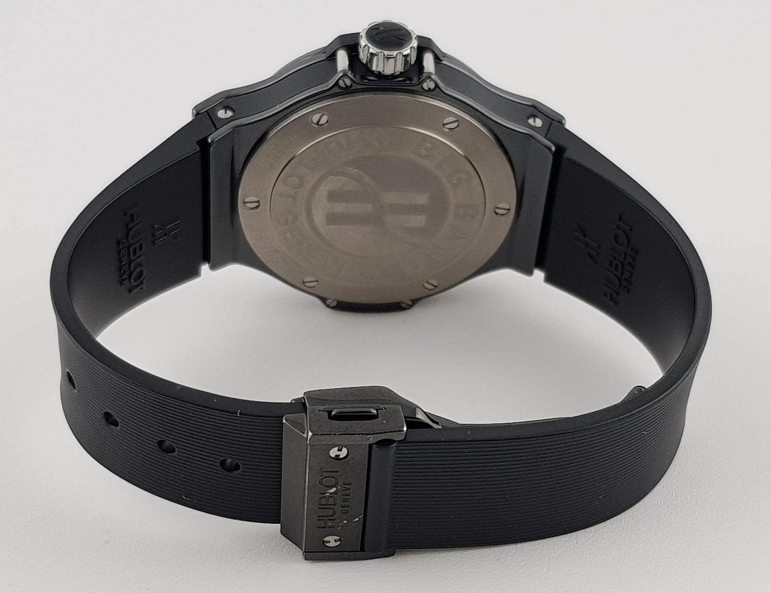 Часы Hublot Big Bang Black Magic 38mm 361.CV.1270.RX.1104