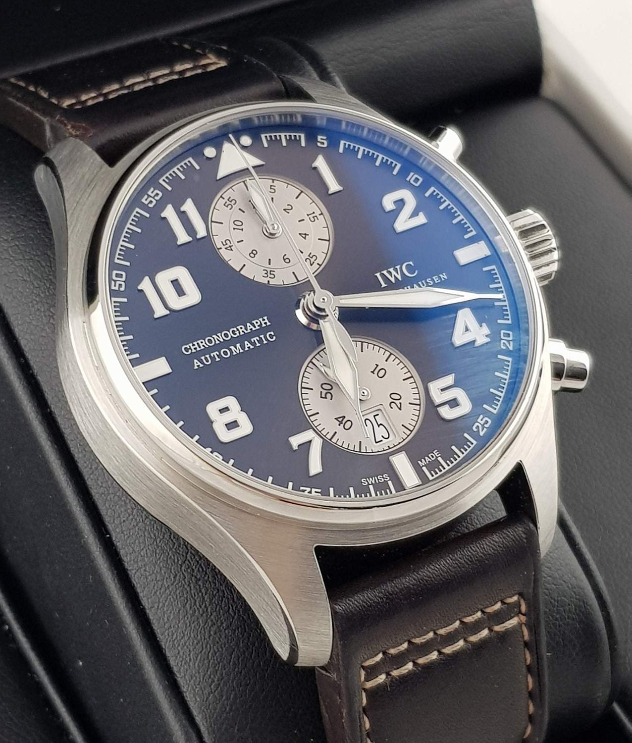 Часы IWC Watch Chronograph Edition Antoine de Saint Exupery  IW387806