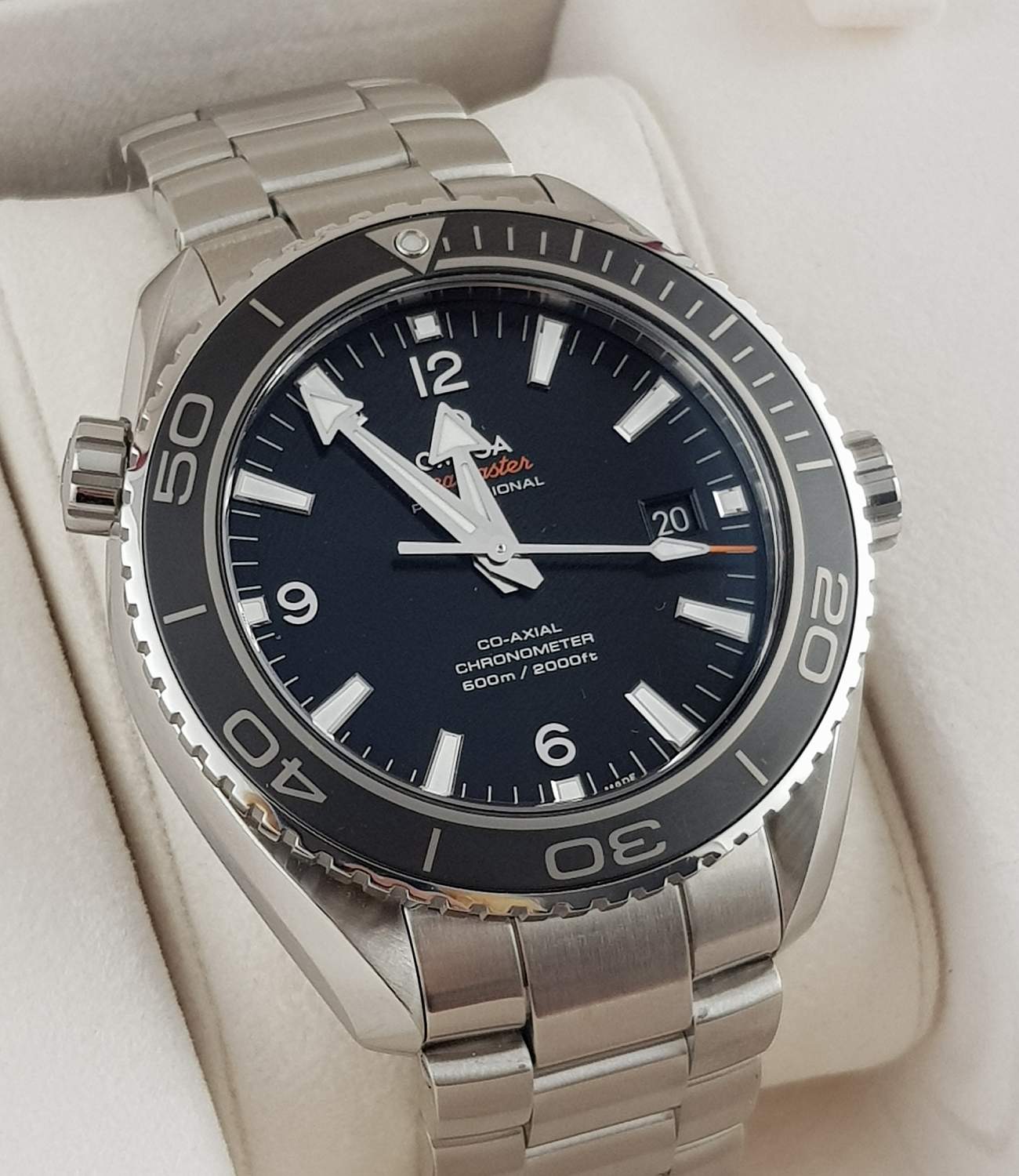 Часы Omega Seamaster Planеt Ocean  232.32.46.21.01.003