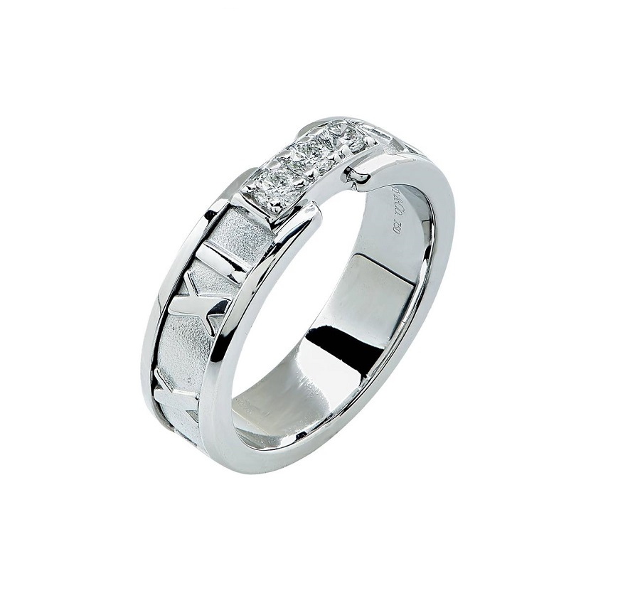 Кольцо с бриллиантом Tiffany & Co Atlas