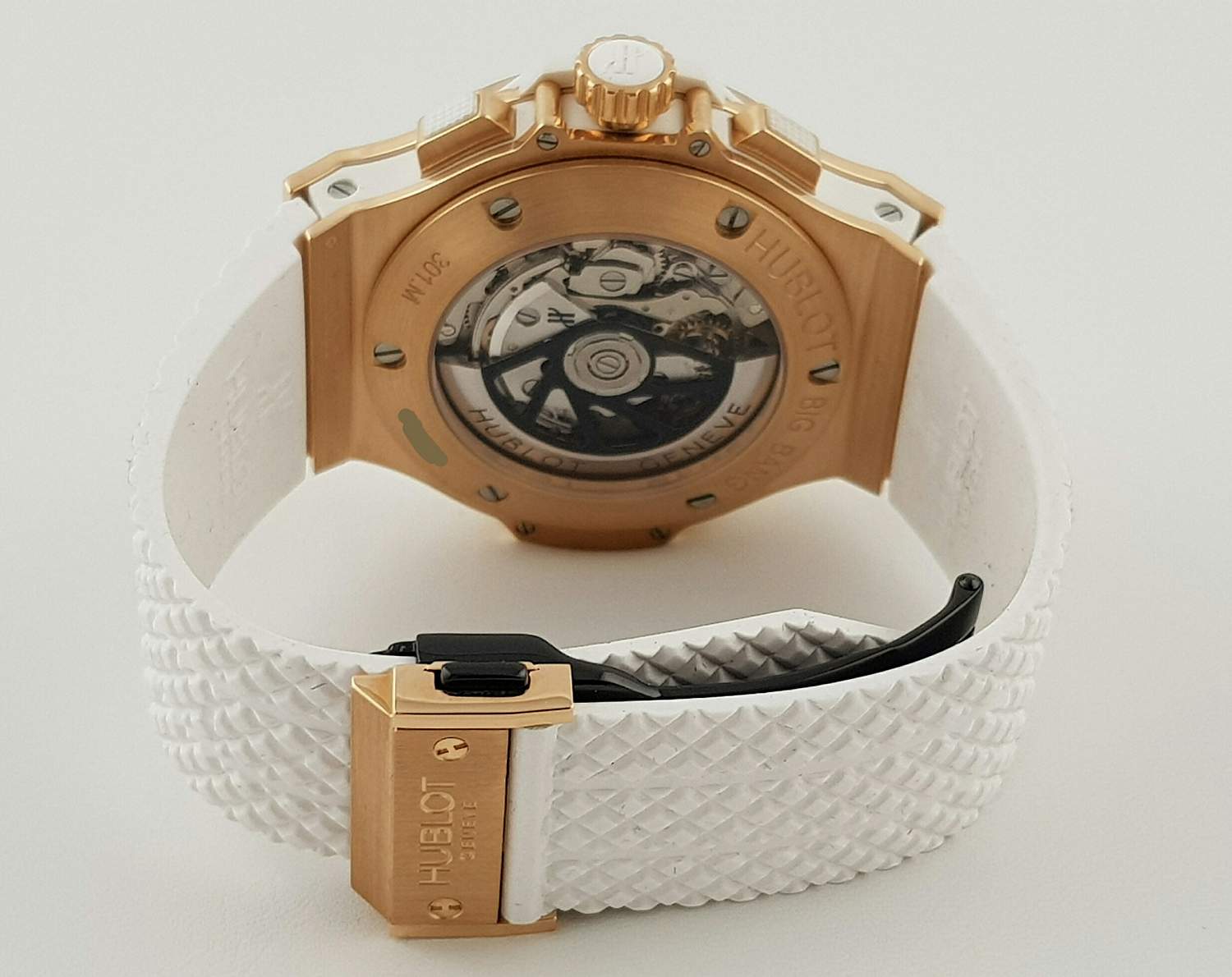 Часы Hublot Big Bang Red Gold All White Porto Cervo Diamonds 301.PE.230.RW.114