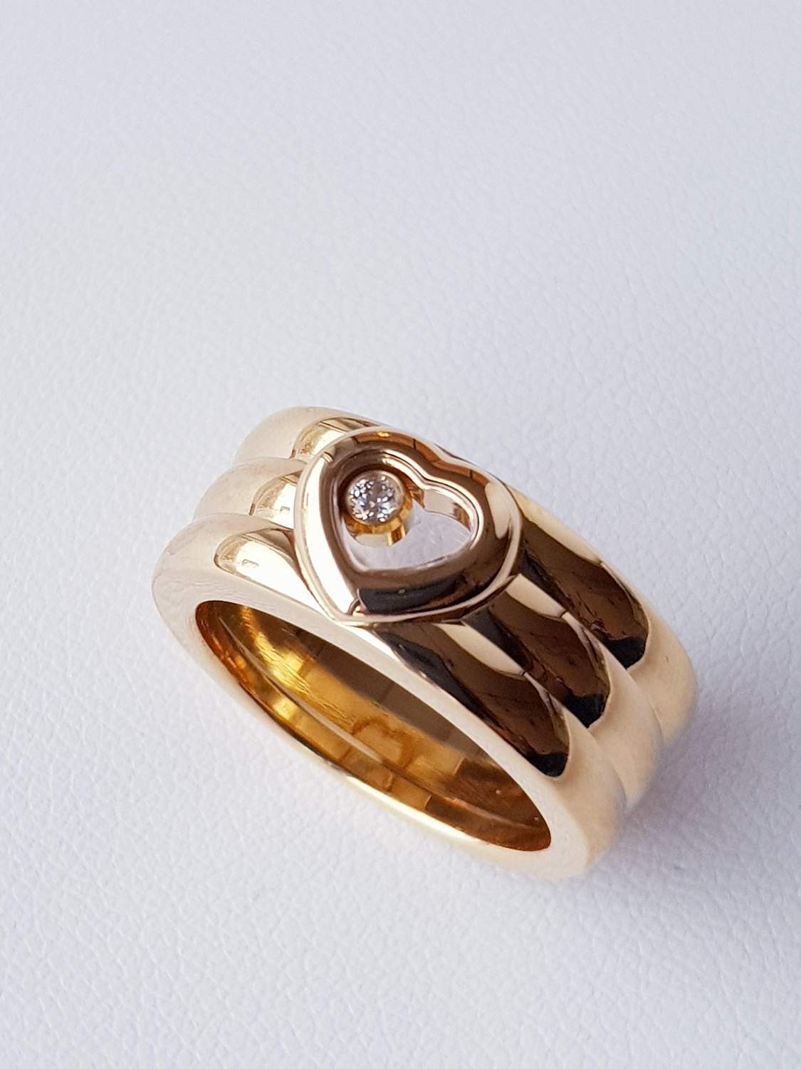 Кольцо с бриллиантом Chopard Happy Diamonds 82/2410-20