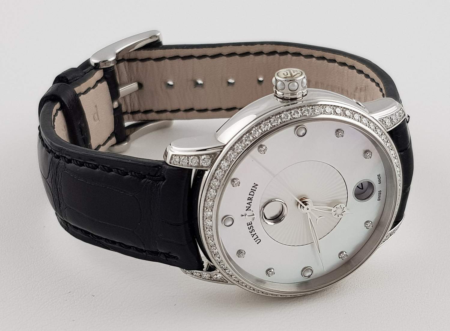 Часы Ulysse Nardin Classic Collection Lady Luna 8293-123BC-2/991