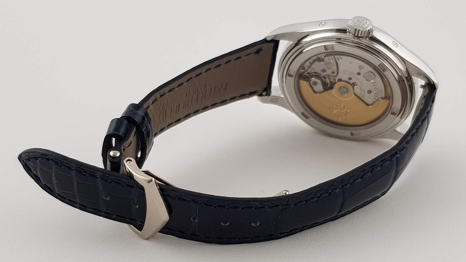 Часы Patek Philippe Annual Calendar 5147G-001