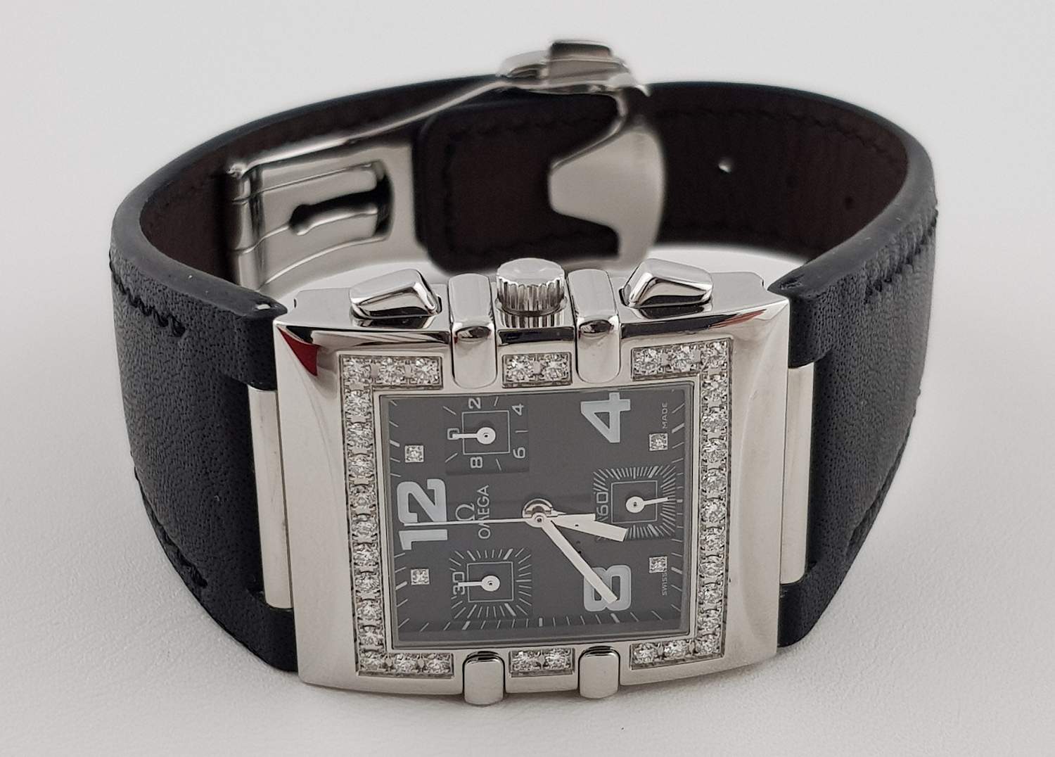 Часы Omega Constellation Quadra Stainless Diamond Black Chronograph 1847.55.11