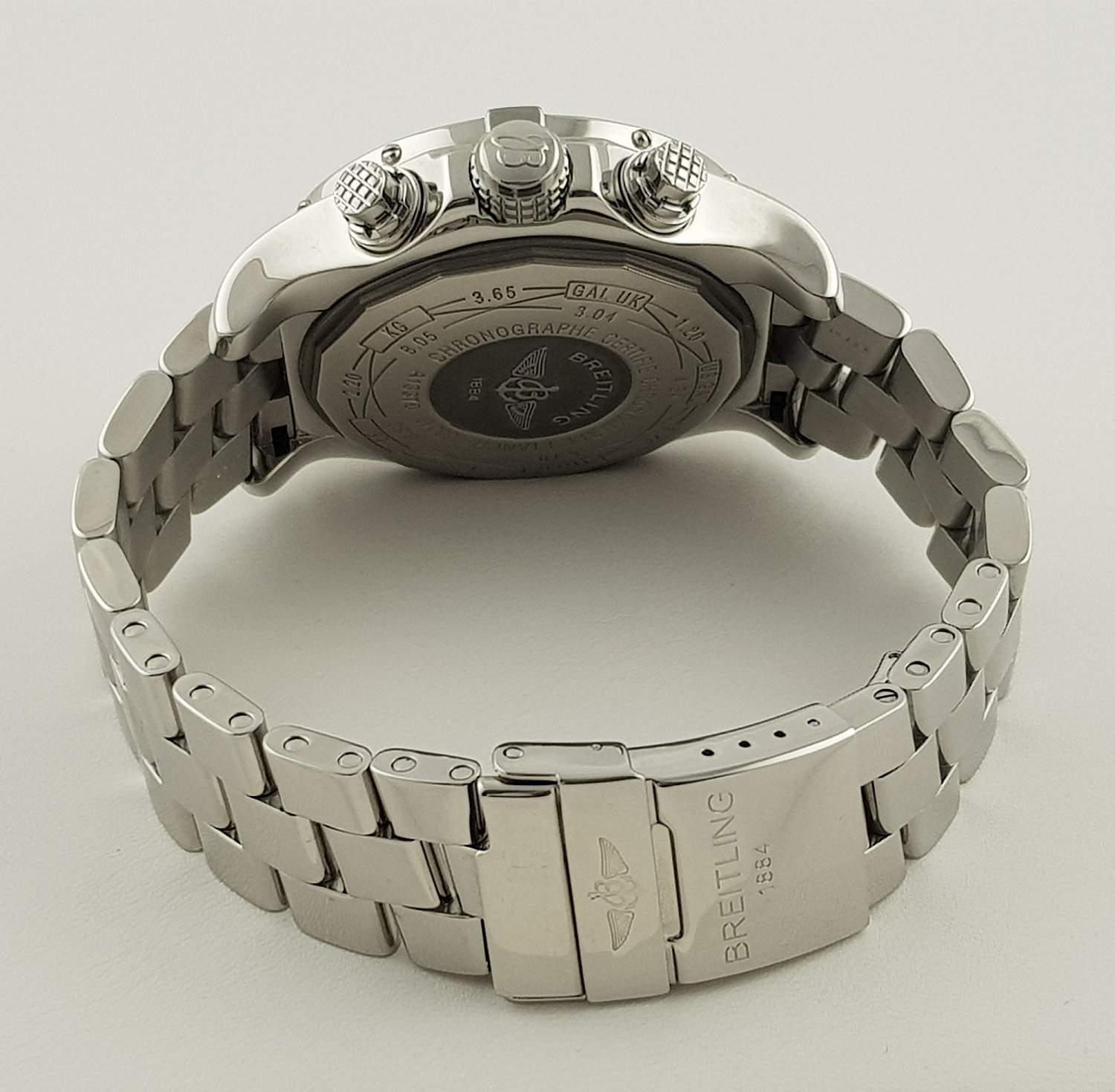 Часы Breitling Avenger Super A13370