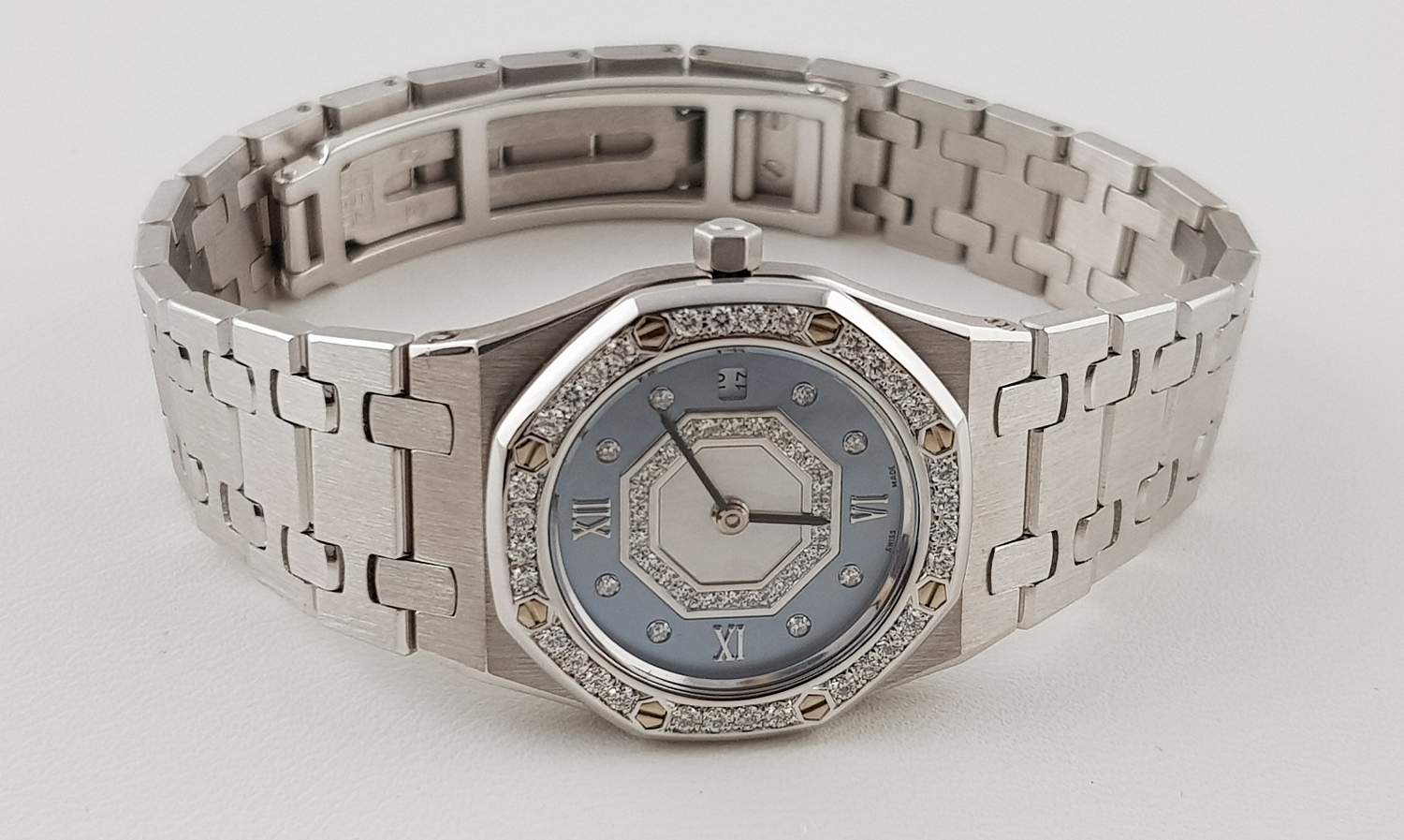 Часы Audemars Piguet Wite Gold With Diamond 67371BC.Z.1120BC.01