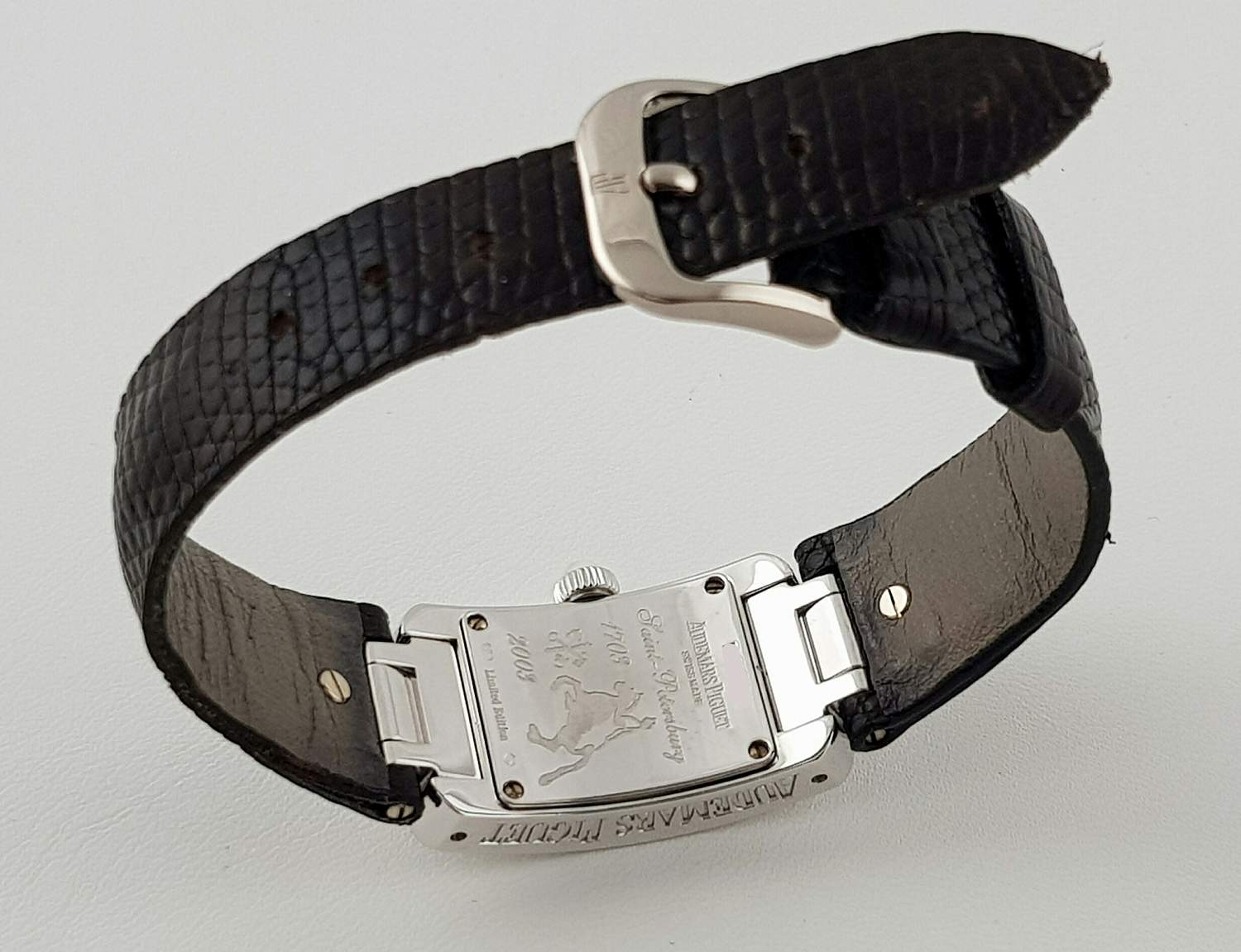 Часы Audemars Piguet Wite Gold With Diamond Case 67461BC.ZZ.A002LZ.02