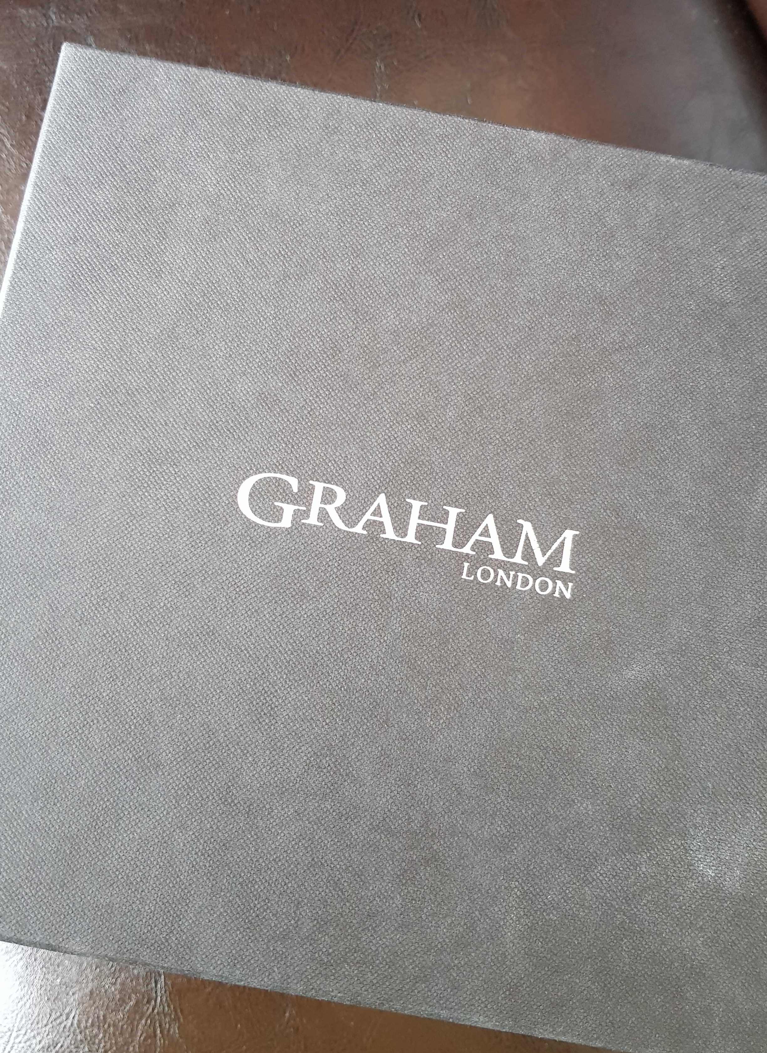 Часы Graham Grand Silverstone Woodcote II, Black PVD and red gold, Ltd.  2GSIUBR.B07A.K07B