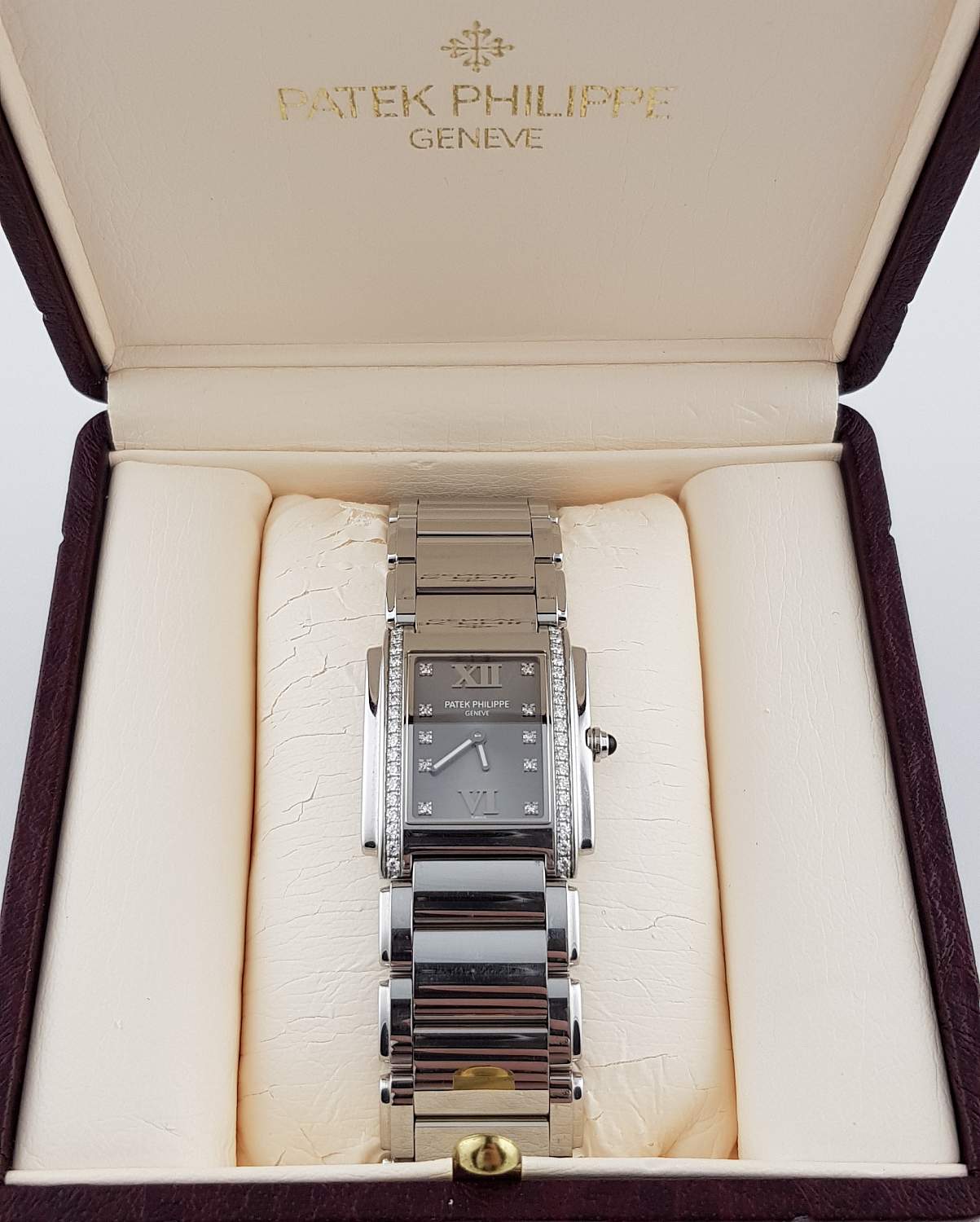 Часы Patek Philippe Twenty-4  4910/10