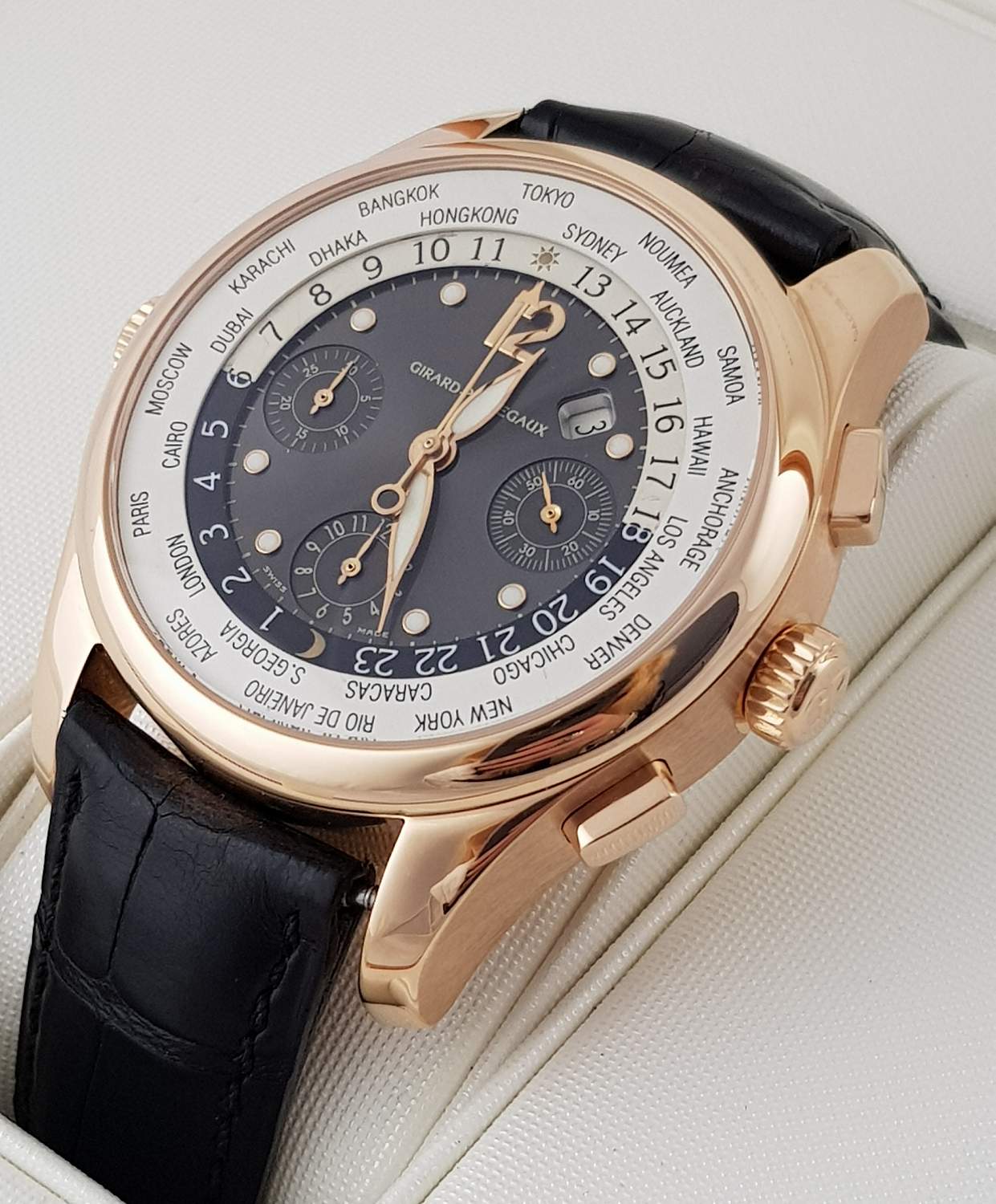 Часы Girard-Perregaux WW.TC Traveller Chronograph 4980