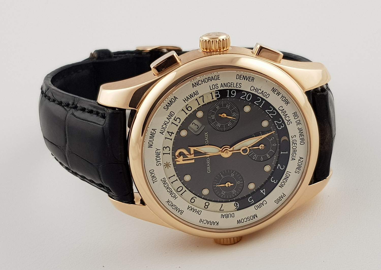 Часы Girard-Perregaux WW.TC Traveller Chronograph 4980