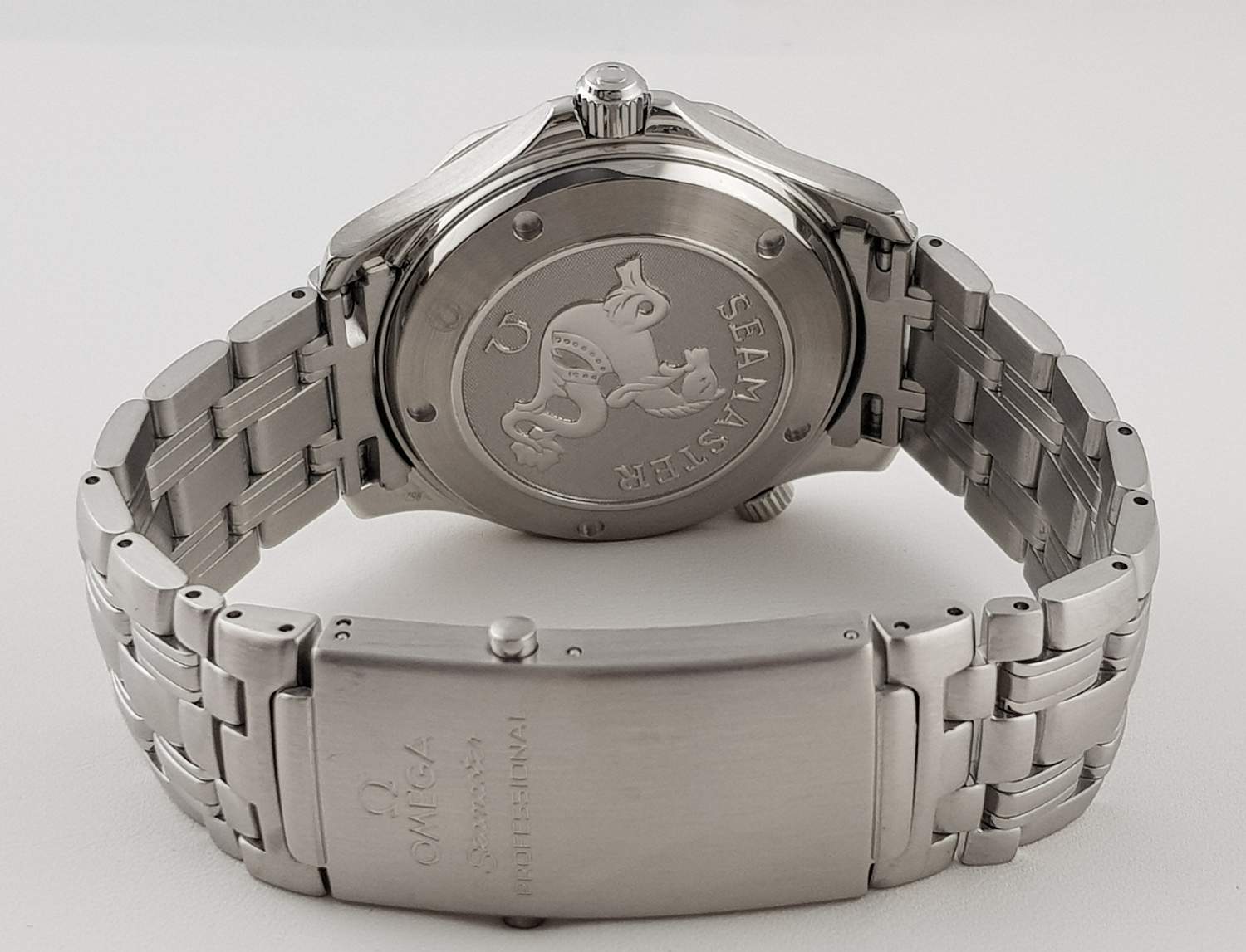 Часы Omega Seamaster 300M Co-Axial 2220.80.00