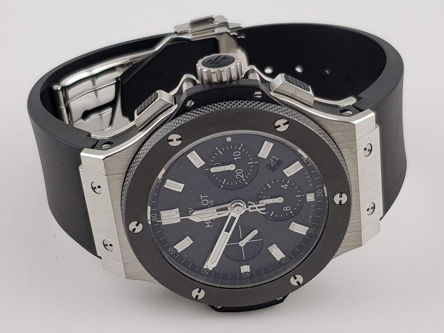 Часы Hublot  Big Bang 	301.SX.1170.RX
