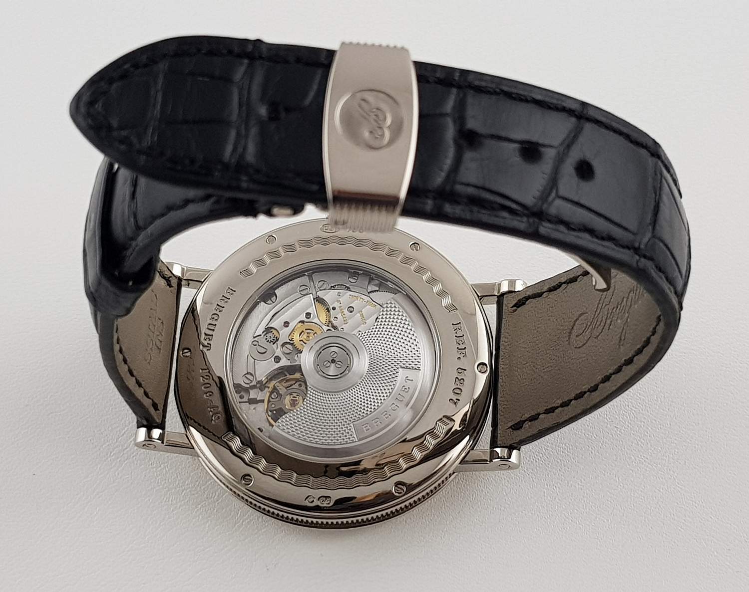 Часы Breguet Classique 5207BB/12/9V6 5207BB/12/9V6