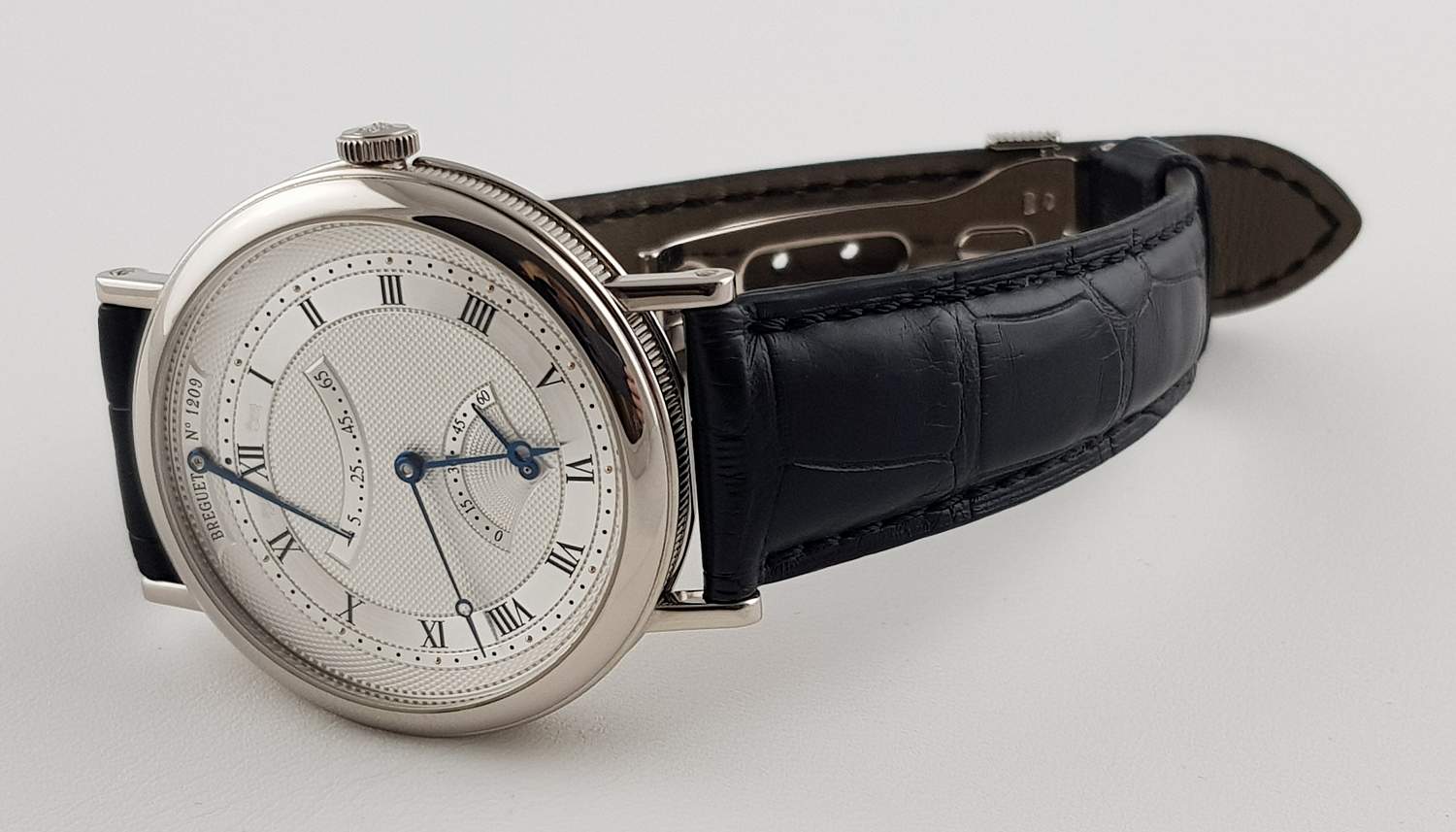 Часы Breguet Classique 5207BB/12/9V6 5207BB/12/9V6