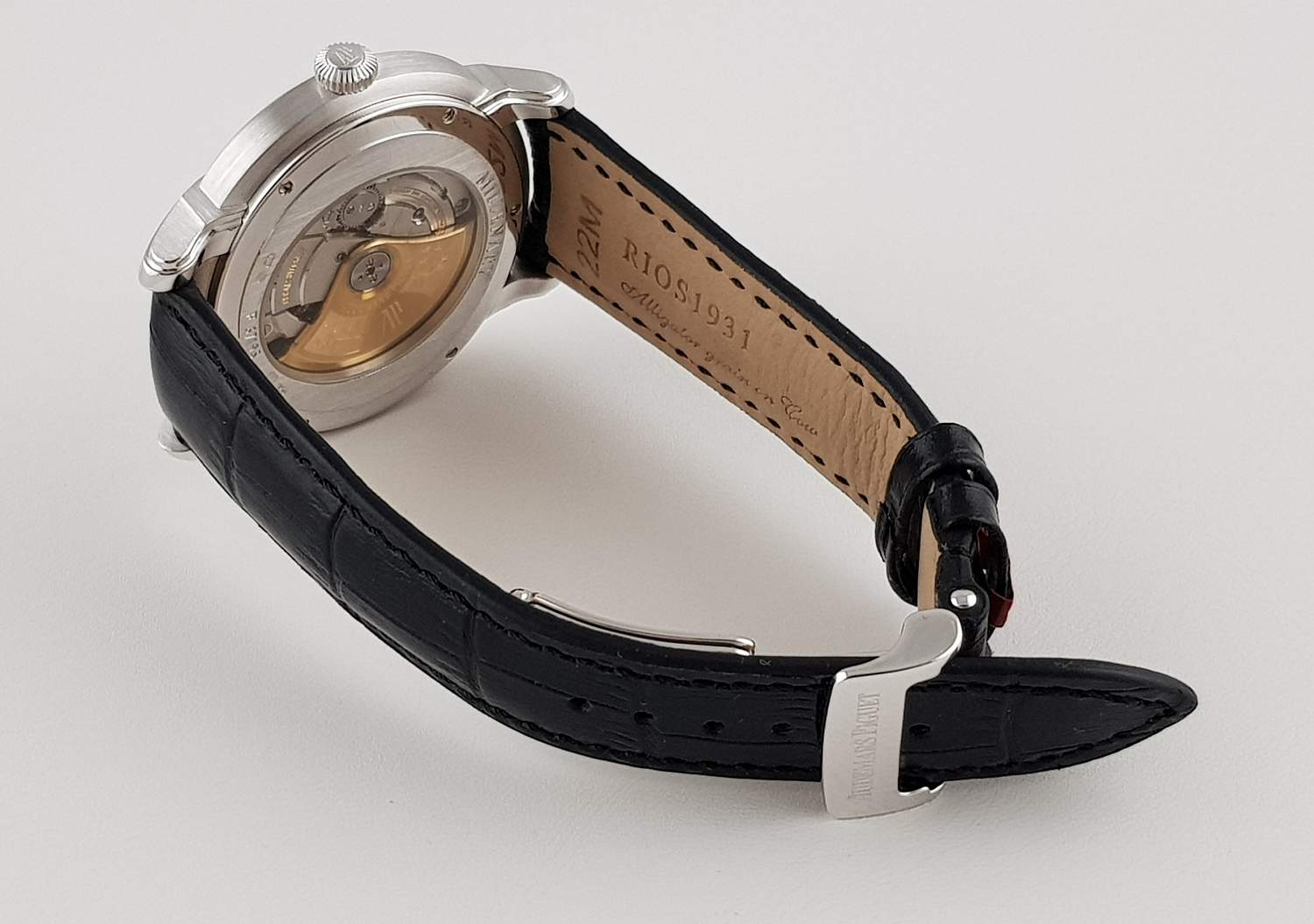 Часы Audemars Piguet Millenary 15320BC.OO.D002CR.01