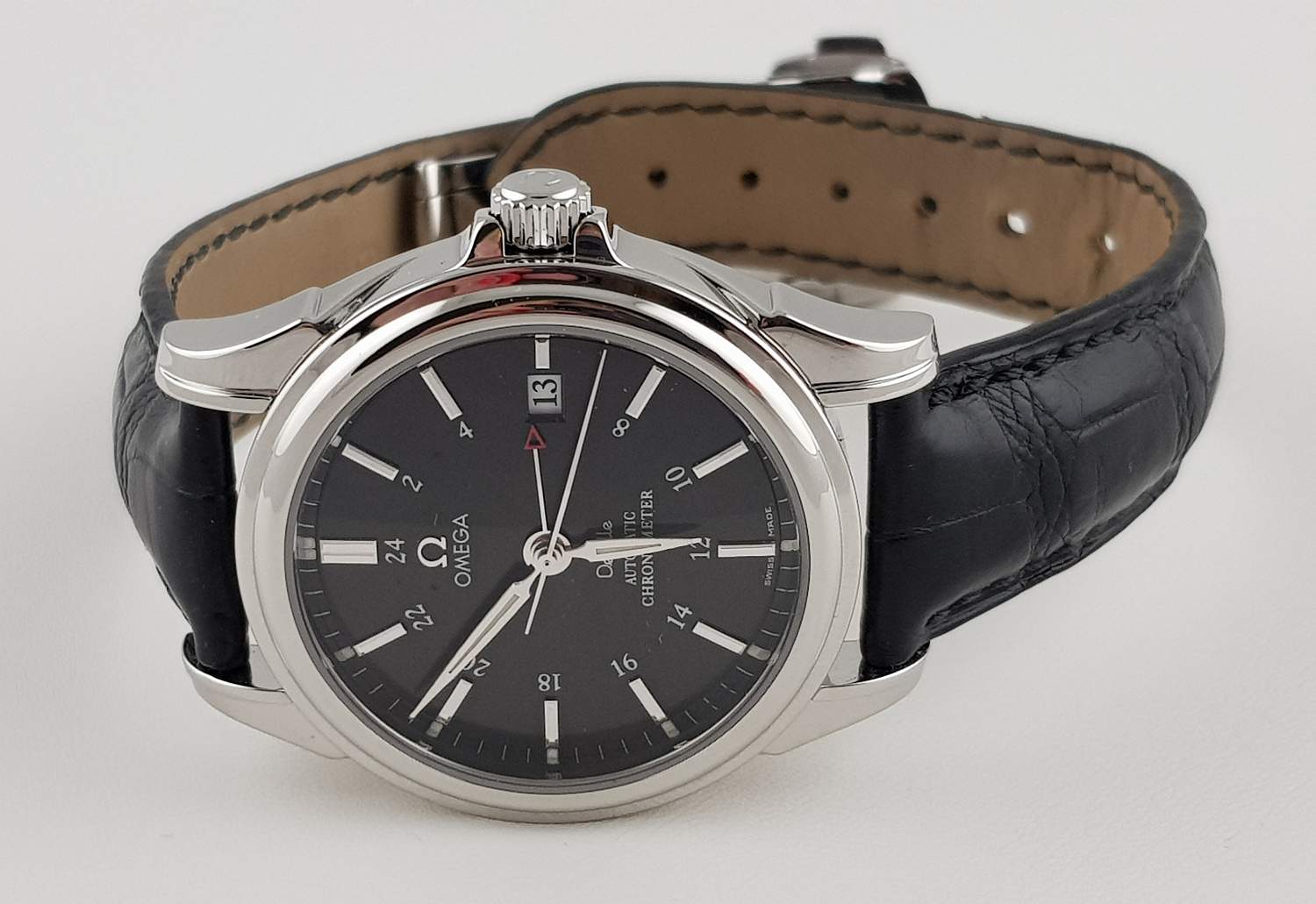 Часы Omega De Ville GMT 4833.50.31