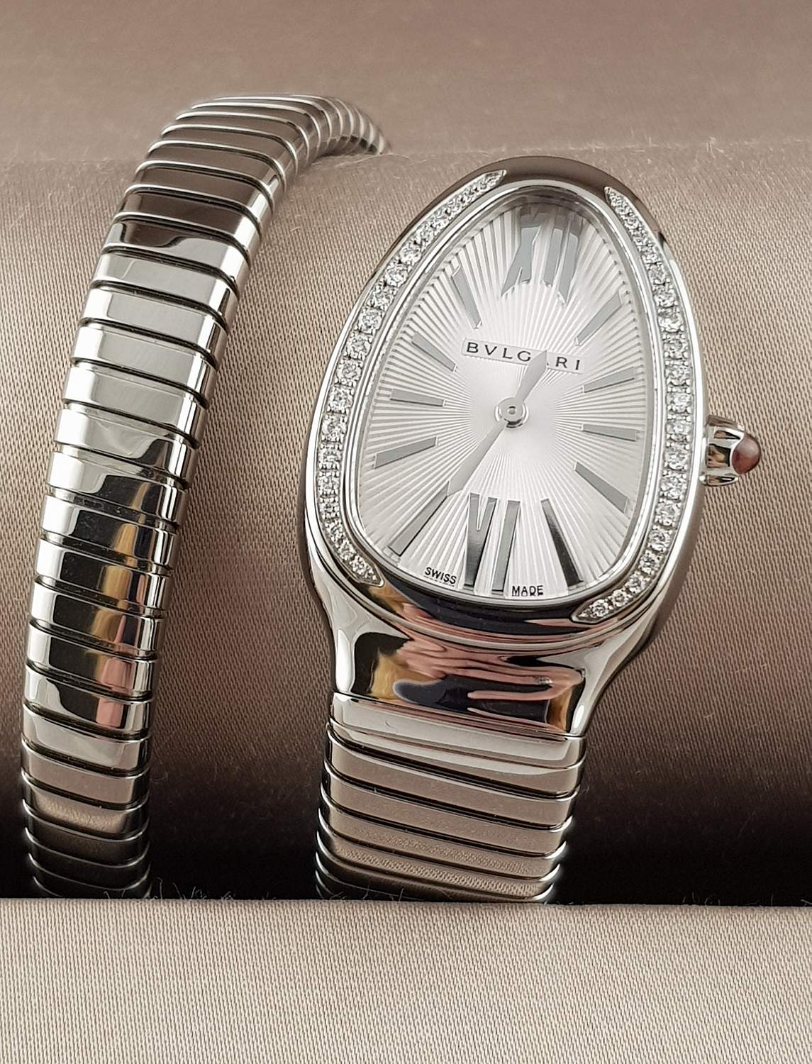 Часы Bvlgari Serpenti Tubogas Diamond 101816