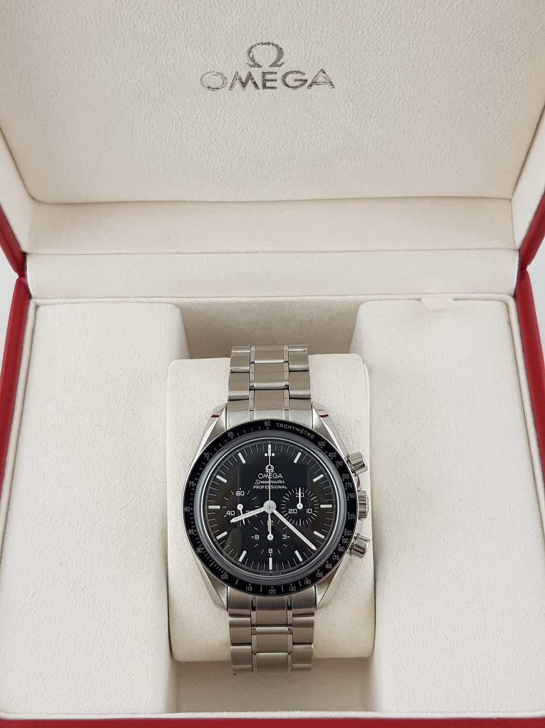 Часы Omega Speedmaster Professional 3572.50