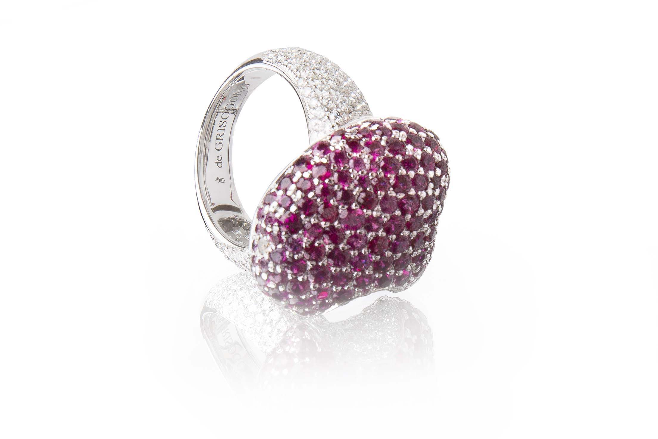 Кольцо с бриллиантом de Grisogono  с рубинами и бриллиантами