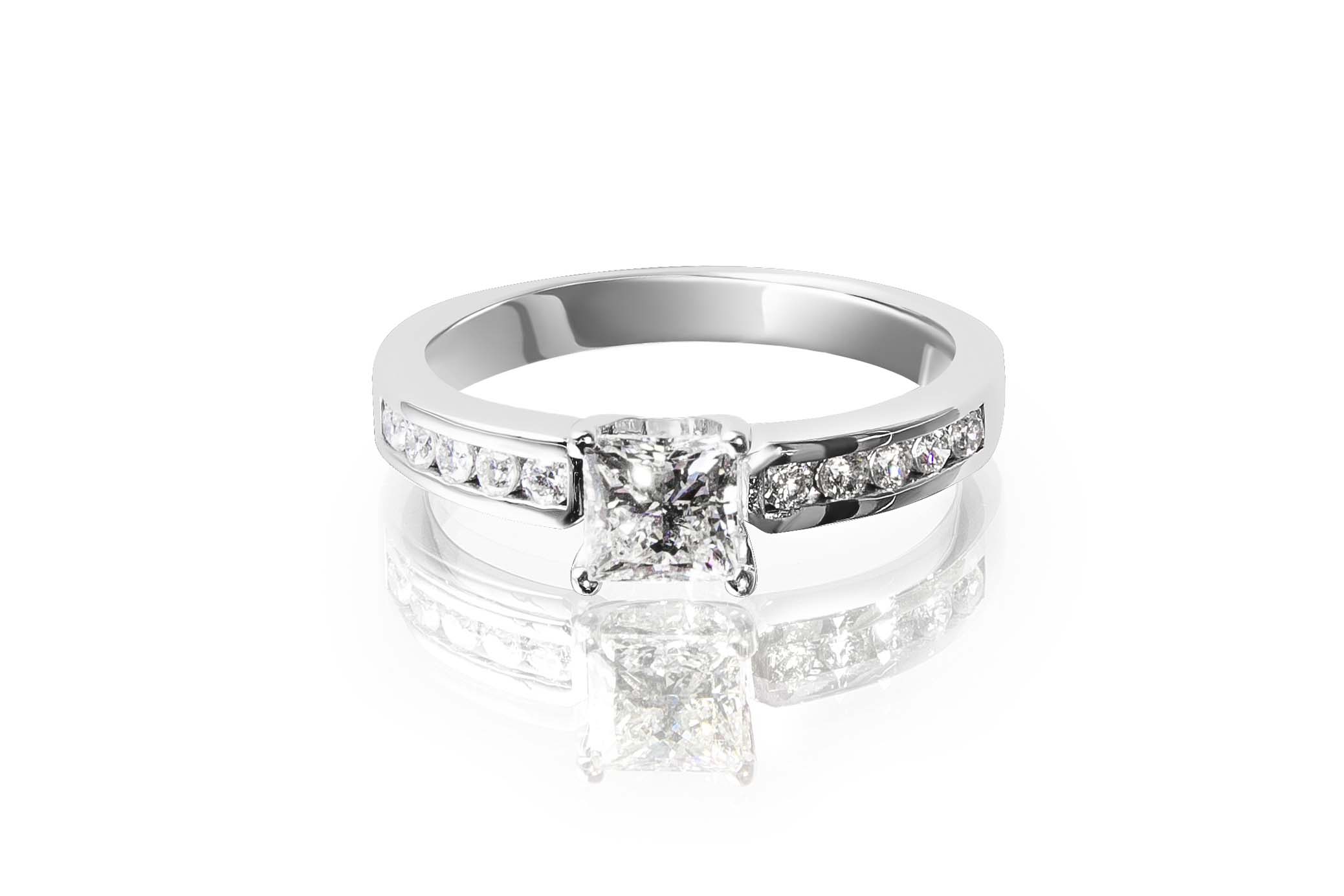 Кольцо с бриллиантом No Name  0,67ct K/VS1