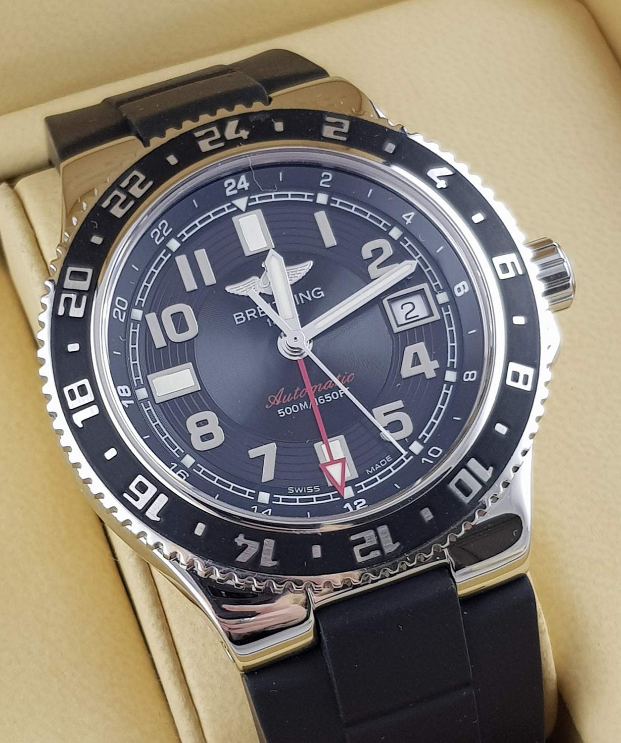 Часы Breitling Superocean GMT Black Dial Automatic Stainless Steel A32380