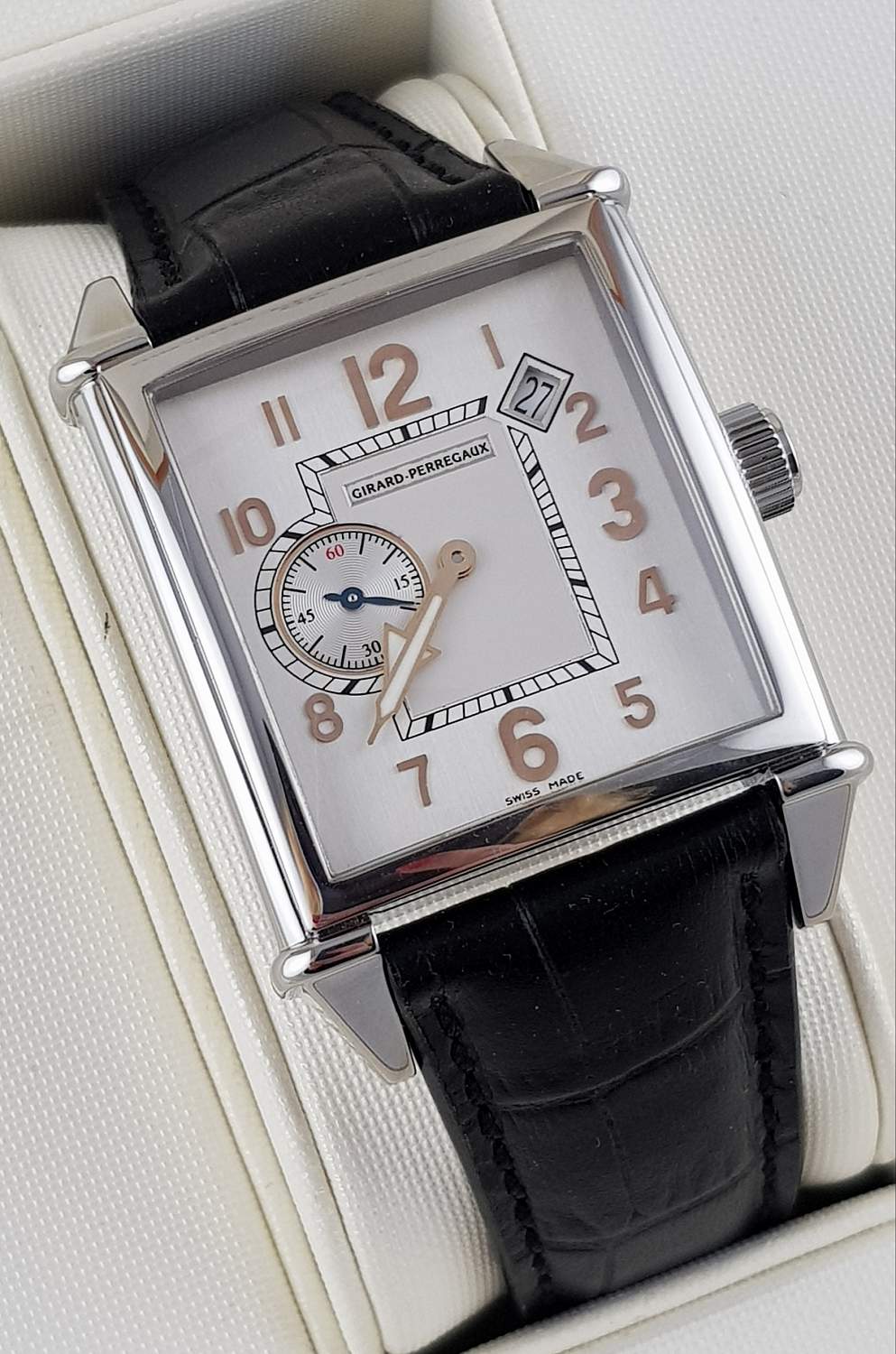 Часы Girard-Perregaux Vintage Collection 1945 Automatic 2583