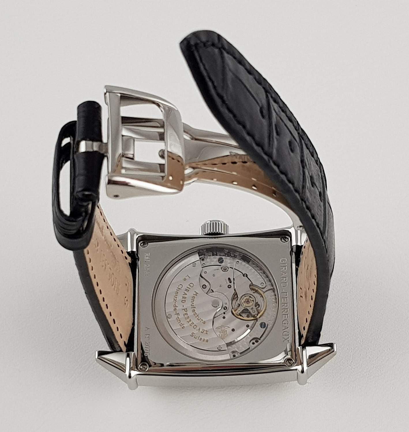 Часы Girard-Perregaux Vintage Collection 1945 Automatic 2583