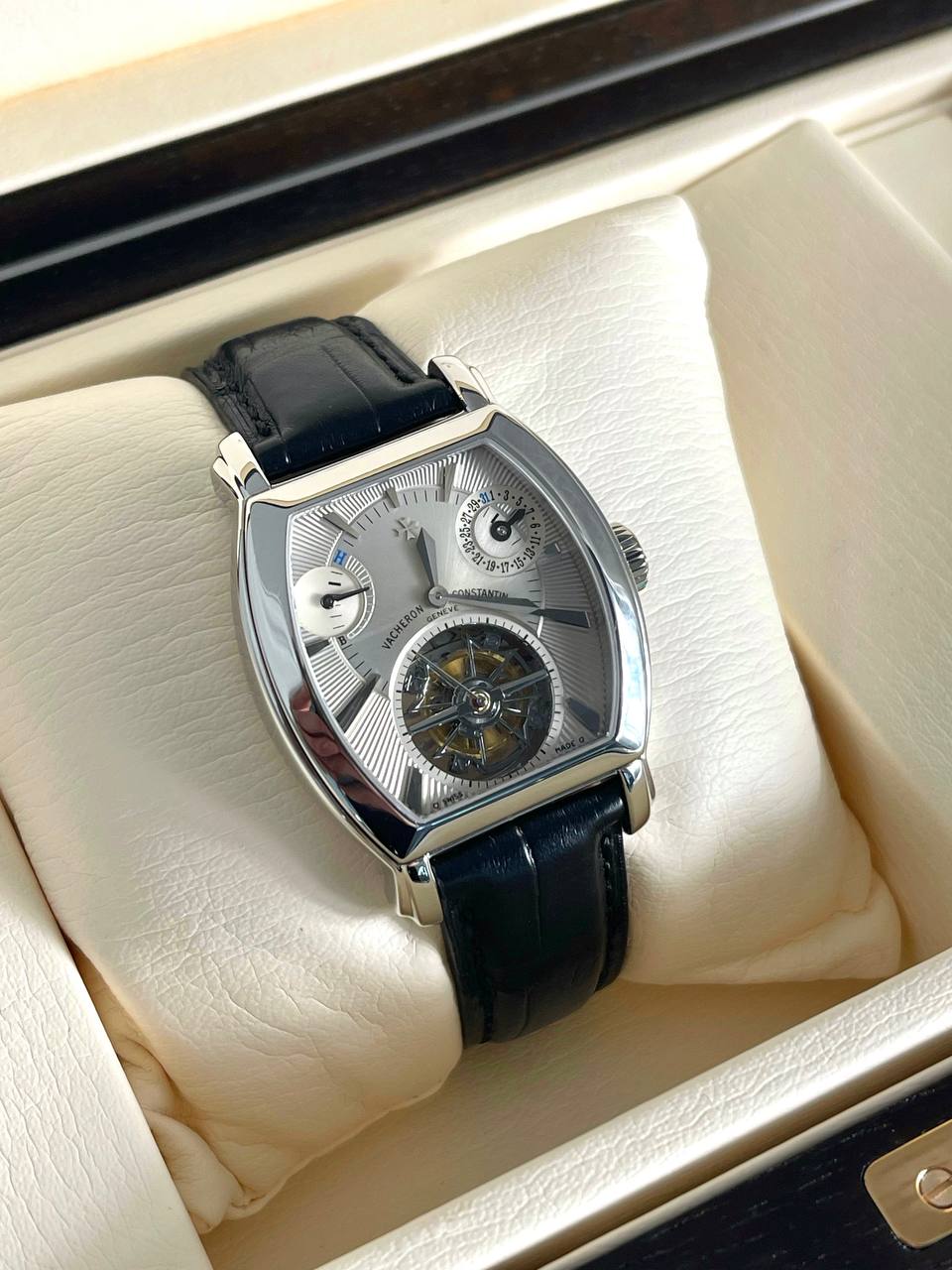 Часы Vacheron Constantin Malte Tonneau Tourbillon Platinum 30066/2