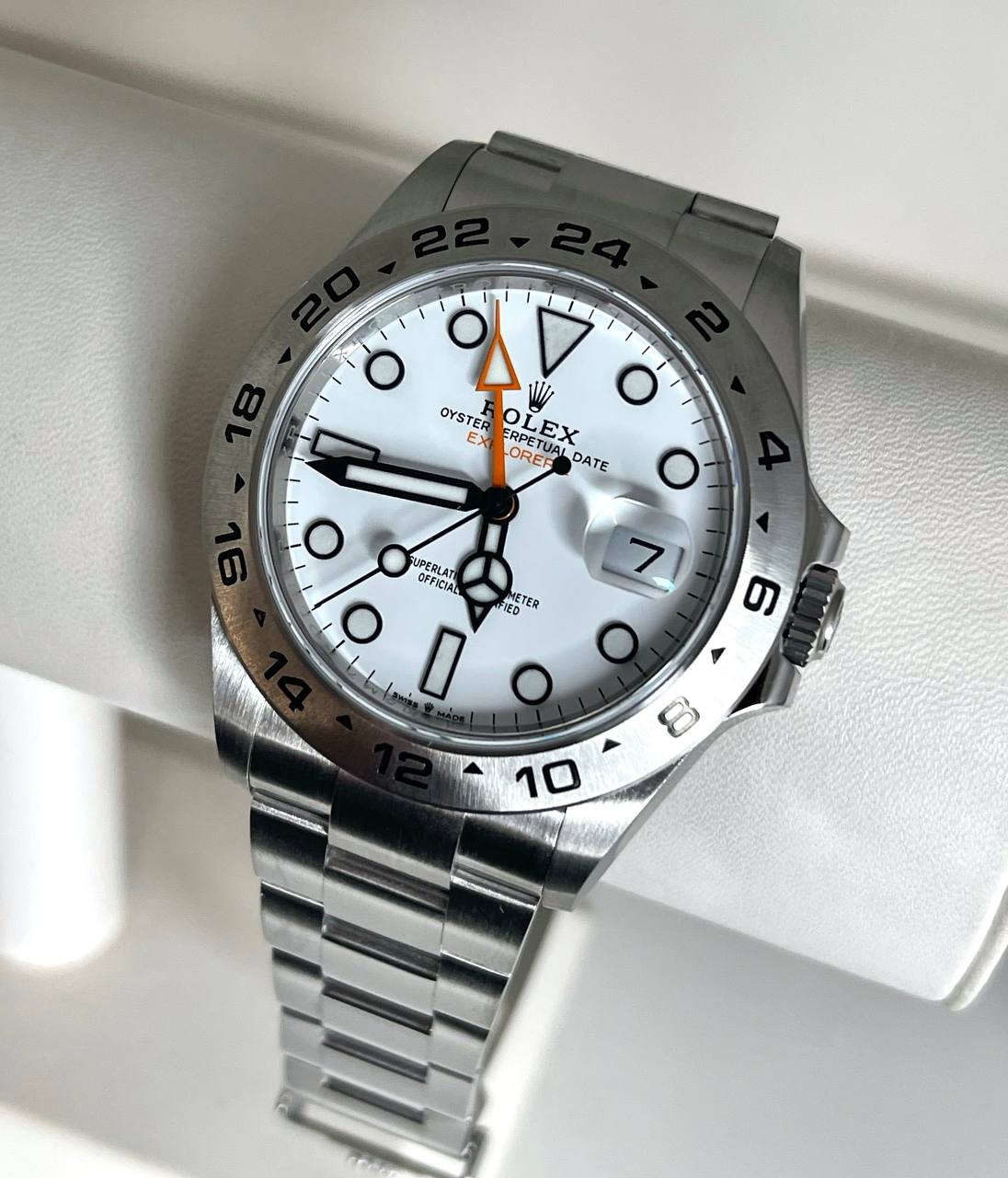 Часы Rolex Explorer II 42 mm Oystersteel 226570