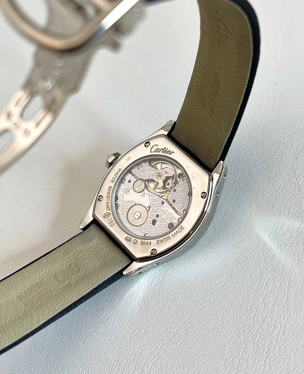Часы Cartier Tortue 2644