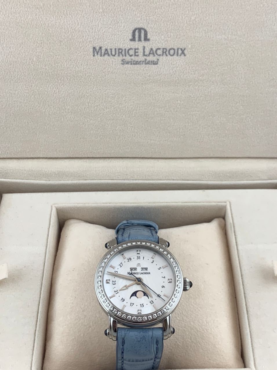 Часы Maurice Lacroix Masterpiece Phase de Lune Dame MP6066