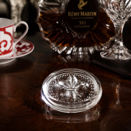 Аксессуар Baccarat Crystal Fleur de Lis Paperweight Remy Martin Louis XIII