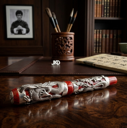 THE DRAGON 2010 BRUCE LEE