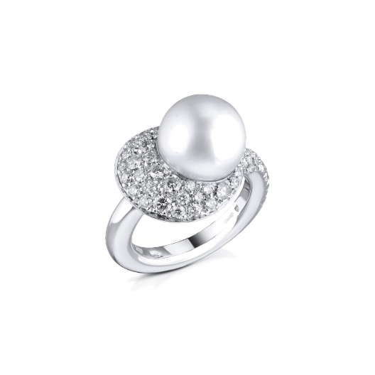 Кольцо с бриллиантом Mikimoto  с жемчугом и бриллиантами