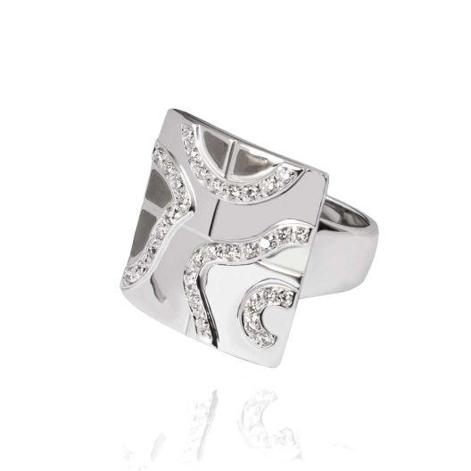 Кольцо с бриллиантом Nouvelle Bague  с бриллиантами